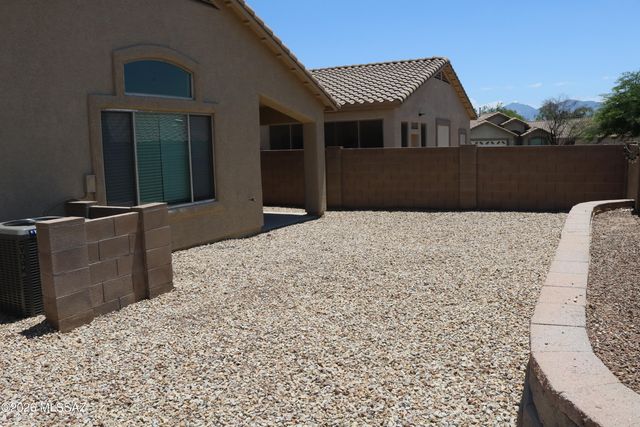 5479 W Silent Dove Way, Marana, AZ 85658