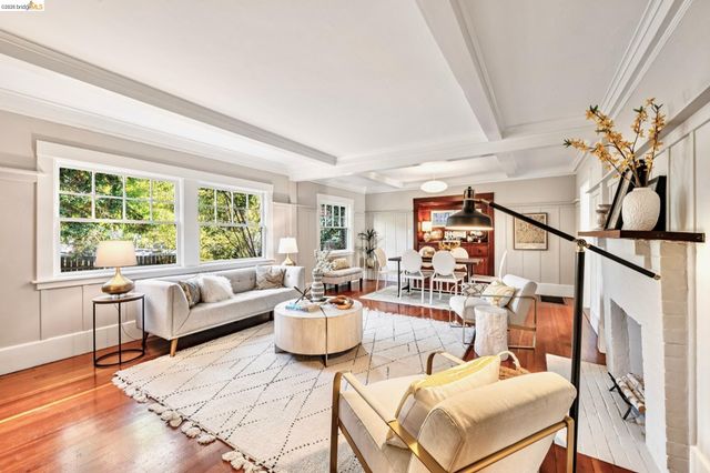2319 Woolsey St, Berkeley, CA 94705
