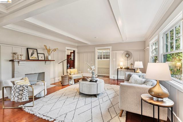 2319 Woolsey St, Berkeley, CA 94705