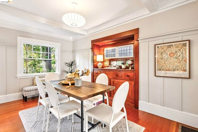 2319 Woolsey St, Berkeley, CA 94705