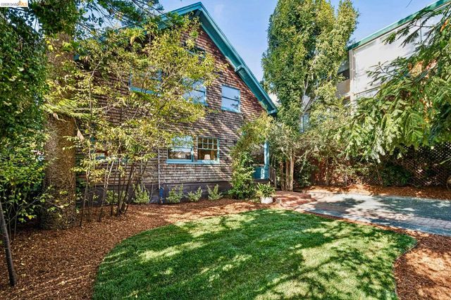 2319 Woolsey St, Berkeley, CA 94705