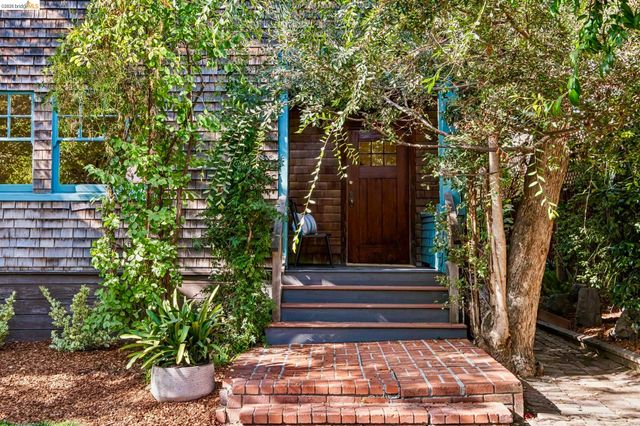 2319 Woolsey St, Berkeley, CA 94705