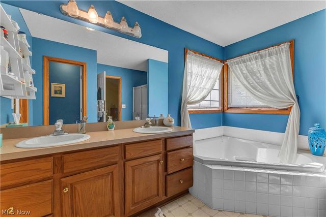 1127 Fireside Trail, Broadview Heights, OH 44147