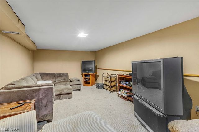 1127 Fireside Trail, Broadview Heights, OH 44147