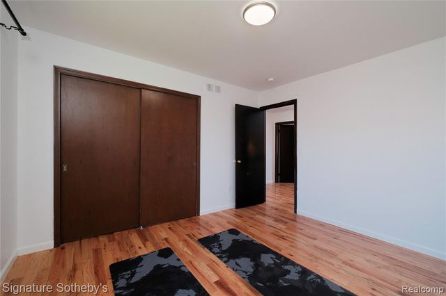 5188 W Richard Run, West Bloomfield, MI 48322