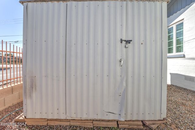 361 E Alturas Street, Tucson, AZ 85705