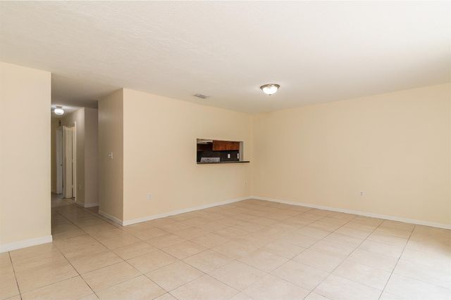 2214 NW 135th Ter, Opa Locka, FL 33054