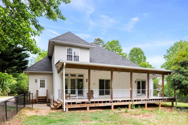 883 Silver Charm Lane, York, SC 29745