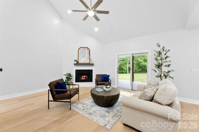 883 Silver Charm Lane, York, SC 29745