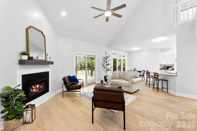 883 Silver Charm Lane, York, SC 29745