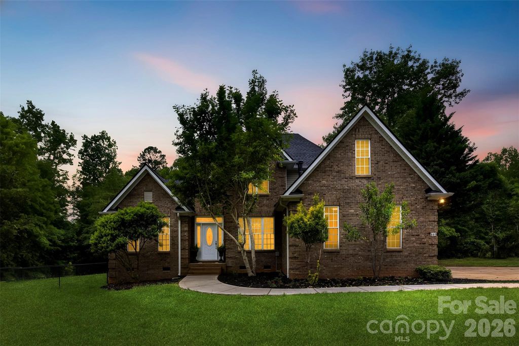 883 Silver Charm Lane, York, SC 29745