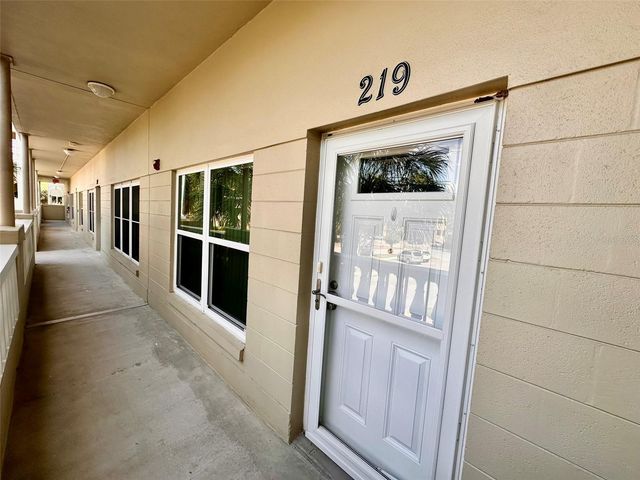 2020 SHANGRILA DRIVE 219, Clearwater, FL 33763