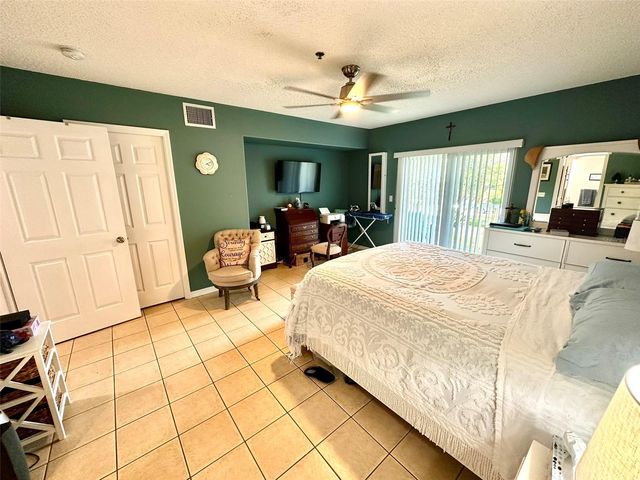 2020 SHANGRILA DRIVE 219, Clearwater, FL 33763