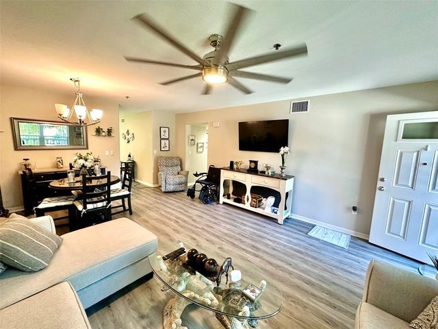 2020 SHANGRILA DRIVE 219, Clearwater, FL 33763
