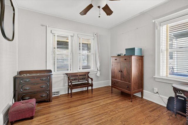 2946 Morgan Avenue N, Minneapolis, MN 55411