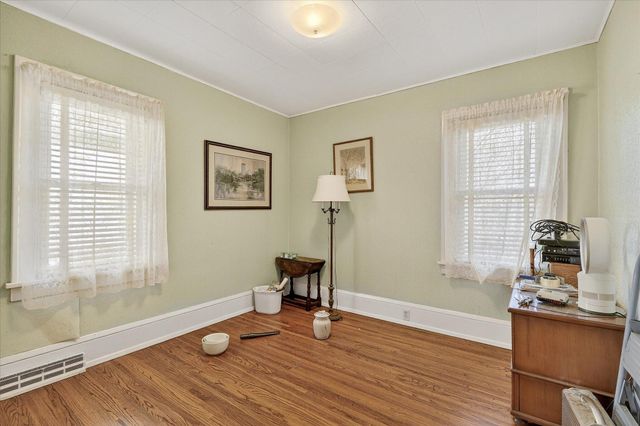 2946 Morgan Avenue N, Minneapolis, MN 55411