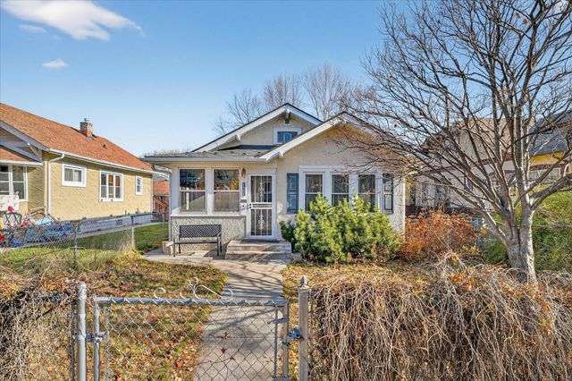 2946 Morgan Avenue N, Minneapolis, MN 55411