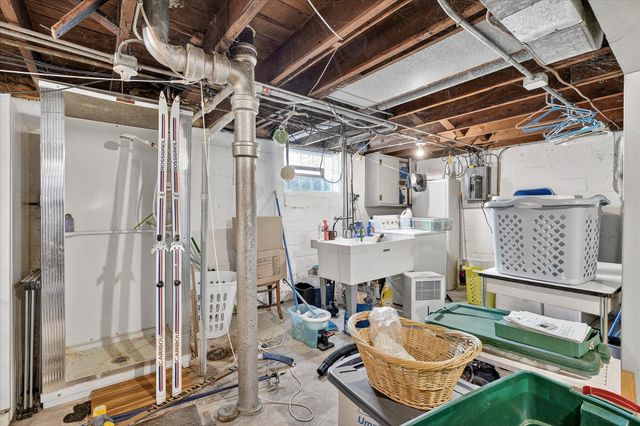 2946 Morgan Avenue N, Minneapolis, MN 55411