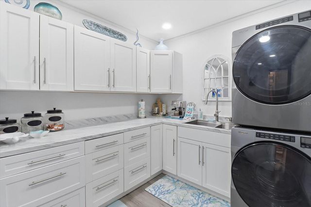 6785 W 7 RIVERS DRIVE, Crystal River, FL 34429