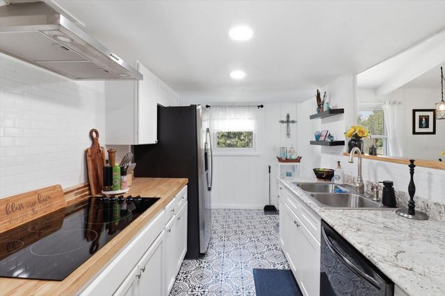 6785 W 7 RIVERS DRIVE, Crystal River, FL 34429