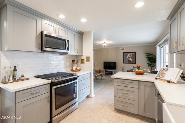 2362 Medina Avenue, Simi Valley, CA 93063