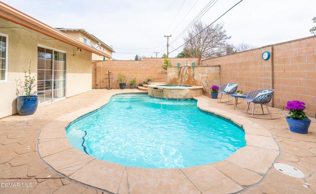 2362 Medina Avenue, Simi Valley, CA 93063