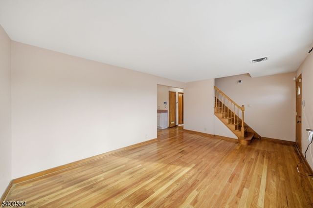 52 Broadway, Clark Twp., NJ 07066