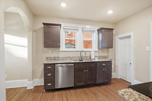 1216 Wasena AVE, Roanoke, VA 24015