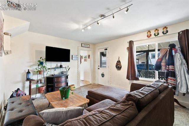 1512 E Monument Street, Colorado Springs, CO 80909