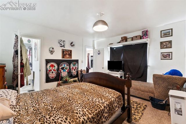 1512 E Monument Street, Colorado Springs, CO 80909