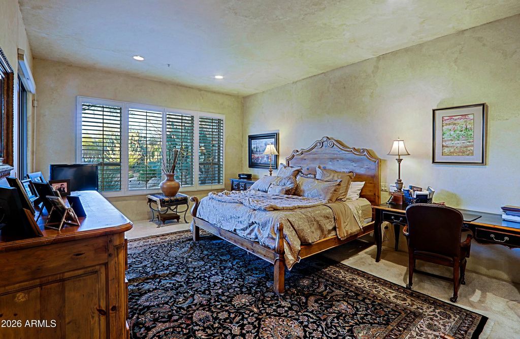 Image 34 of property listing at 7840 E THORNTREE Drive, Scottsdale, AZ 85266