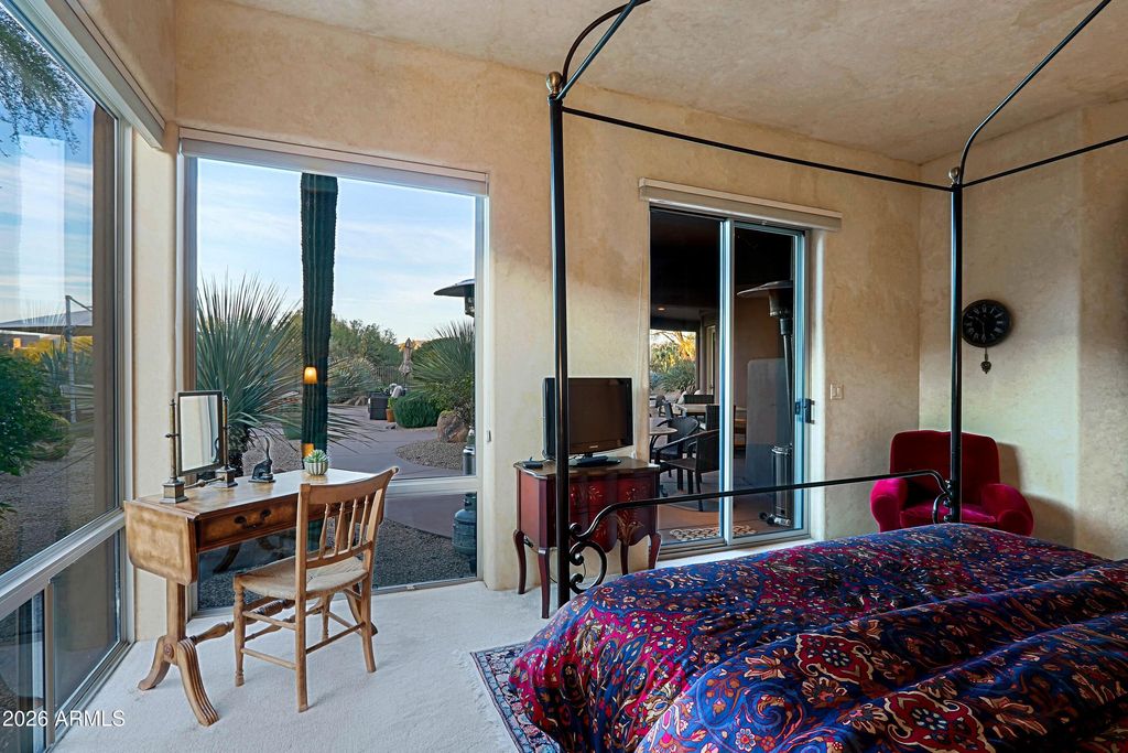 Image 43 of property listing at 7840 E THORNTREE Drive, Scottsdale, AZ 85266