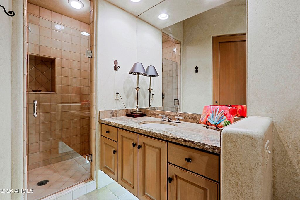 Image 48 of property listing at 7840 E THORNTREE Drive, Scottsdale, AZ 85266