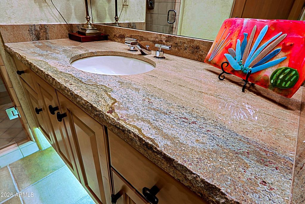 Image 49 of property listing at 7840 E THORNTREE Drive, Scottsdale, AZ 85266