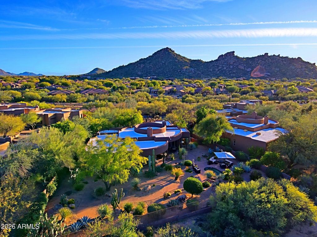 Image 78 of property listing at 7840 E THORNTREE Drive, Scottsdale, AZ 85266