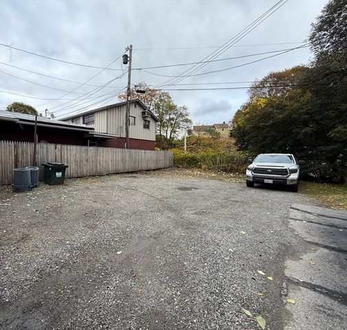 399 Shrewsbury Street, Worcester, MA 01604