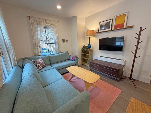 81 Chapin Street, Brattleboro, VT 05301