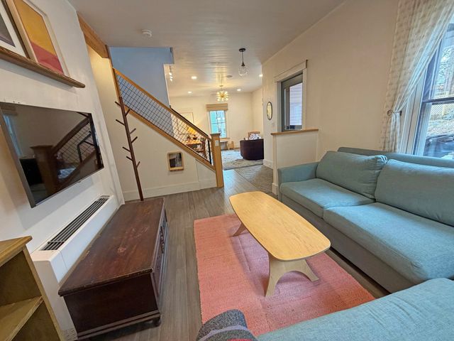 81 Chapin Street, Brattleboro, VT 05301