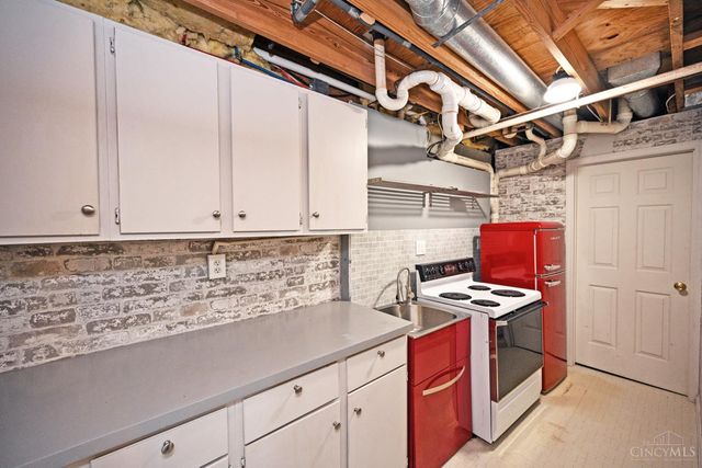 5461 Hanover Circle, Cincinnati, OH 45230