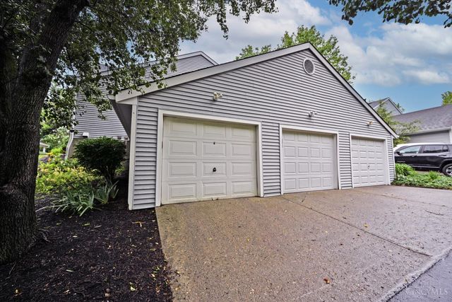 5461 Hanover Circle, Cincinnati, OH 45230