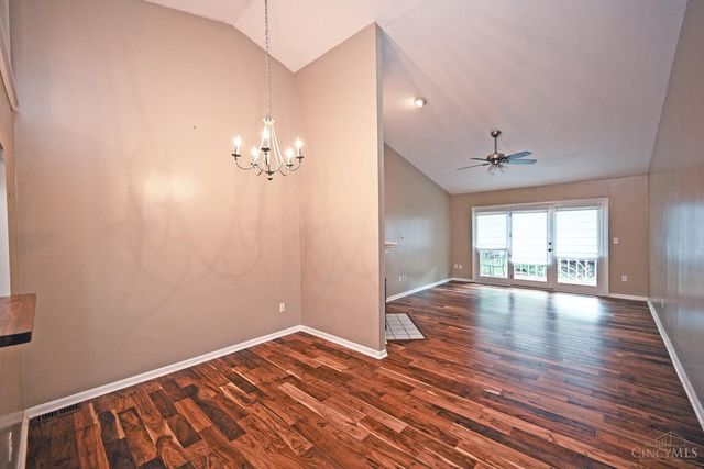 5461 Hanover Circle, Cincinnati, OH 45230