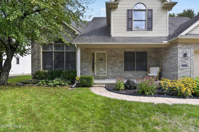 807 Whisperwood Parkway, Holland, OH 43528