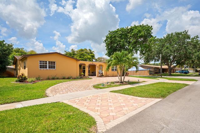 8350 NW 23rd Street, Pembroke Pines, FL 33024