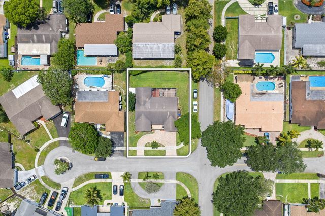 8350 NW 23rd Street, Pembroke Pines, FL 33024