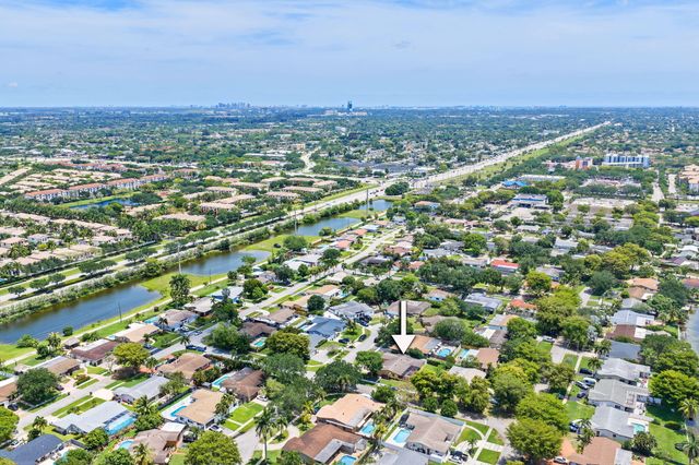 8350 NW 23rd Street, Pembroke Pines, FL 33024