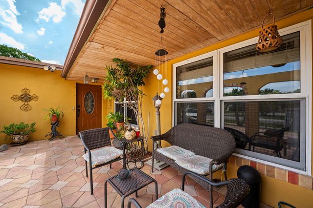 8350 NW 23rd Street, Pembroke Pines, FL 33024
