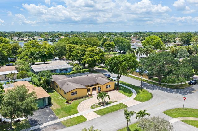 8350 NW 23rd Street, Pembroke Pines, FL 33024