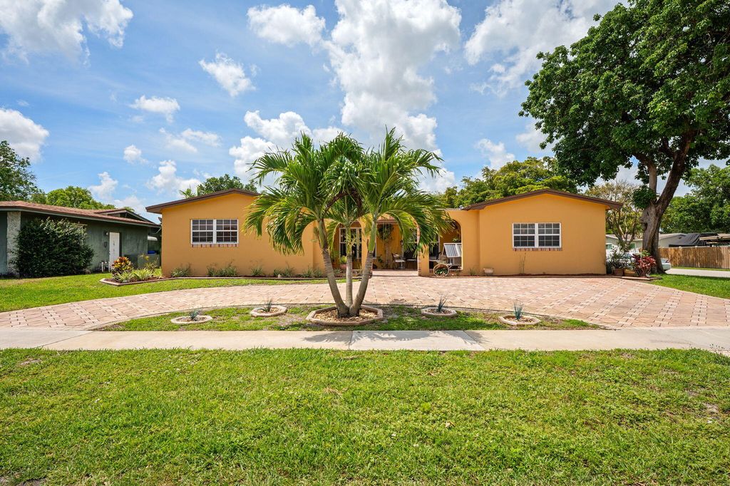 8350 NW 23rd Street, Pembroke Pines, FL 33024