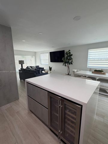8301 SW 137th Avenue 8301, Miami, FL 33183