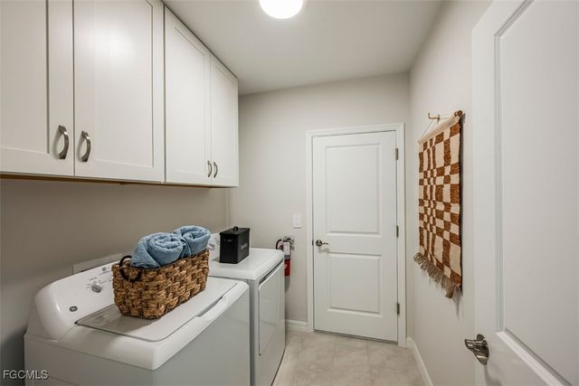 257 Moonlit Lake TRL, Lehigh Acres, FL 33936